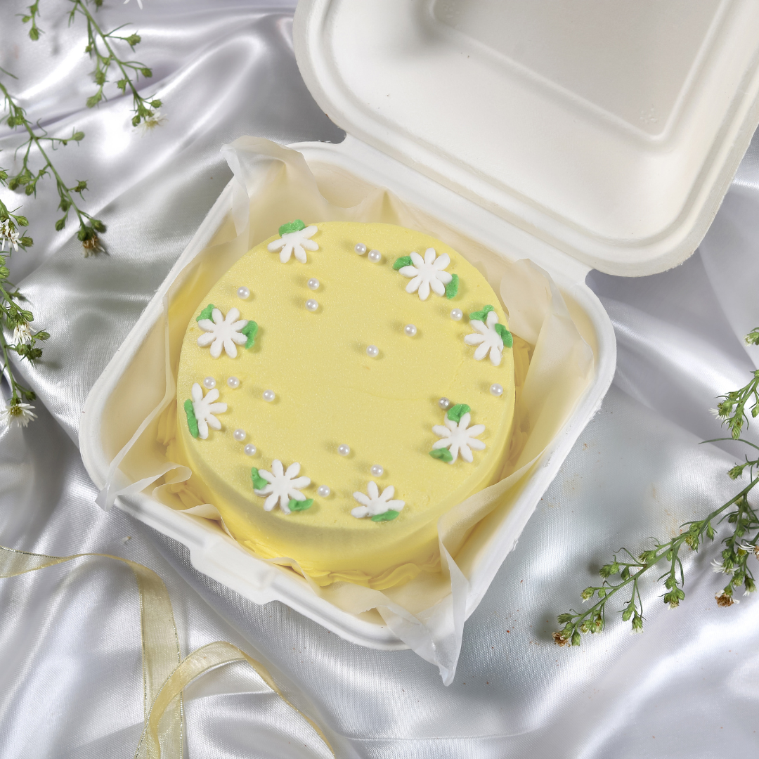 Floral Bento Cake - Pastel Yellow